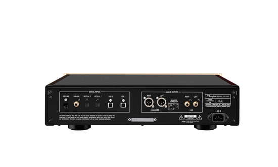 Accuphase DC-500 – Convertisseur DAC, face arrière, entrées numériques USB Coaxial Optique, sorties XLR RCA