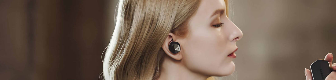 Écouteurs intra-auriculaires : comment choisir le modèle adapté à votre écoute ?