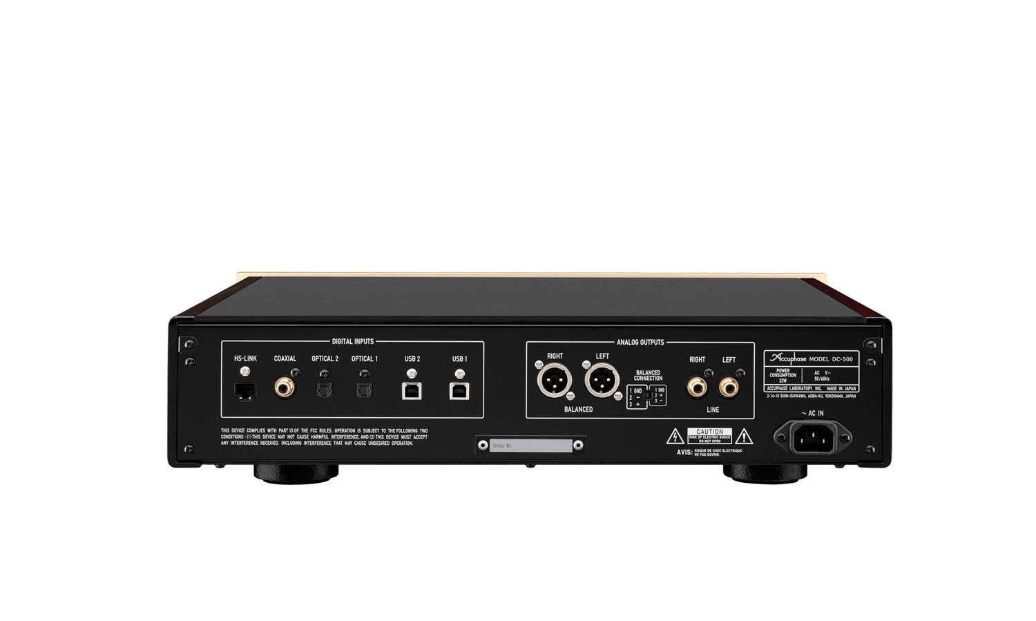 Accuphase DC-500 – Convertisseur DAC, face arrière, entrées numériques USB Coaxial Optique, sorties XLR RCA
